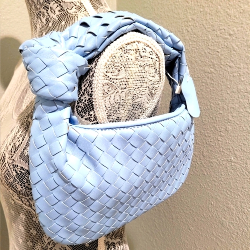 Fashion Statement Purse 👜🩵